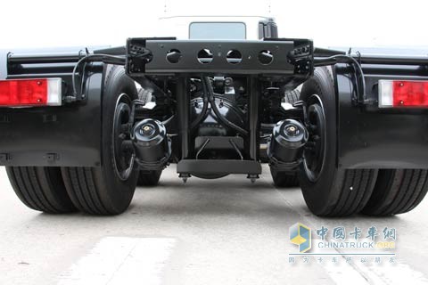 廣汽日野700系列 420馬力 6x4牽引車