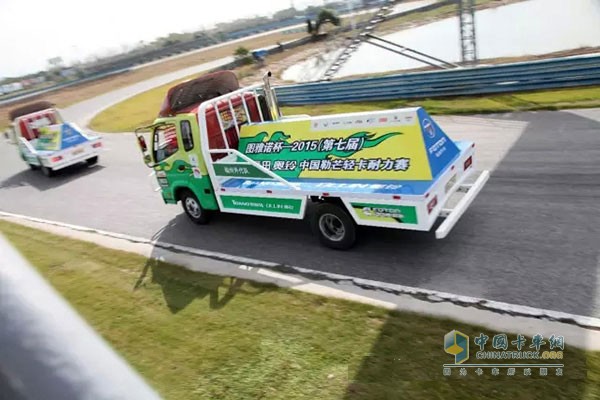 奧鈴CTX輕卡擔(dān)任2015中國勒芒輕卡耐力賽賽車
