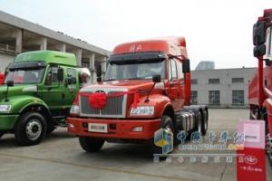 一汽柳特 新安捷(L5R)重卡 390馬力 6X4 牽引車
