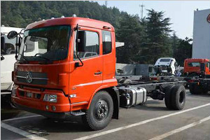 東風(fēng)商用車(chē) 天錦 東風(fēng)160馬力 4X2 國(guó)四牽引車(chē)（DF6S650）