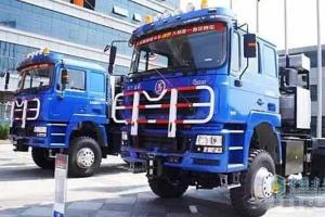 陜汽德龍F(tuán)3000 550馬力 6X6大件牽引車