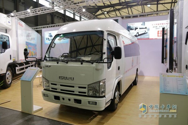 慶鈴廂式貨車(chē)