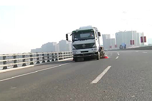 功能齊全 新斯太爾M5G全新濕式掃路車
