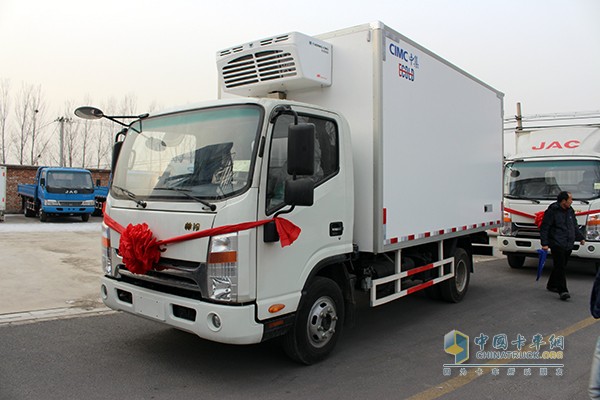 最佳車輛+空前優(yōu)惠！軍瑞通達(dá)江淮帥鈴京五產(chǎn)品團(tuán)購(gòu)會(huì)完滿