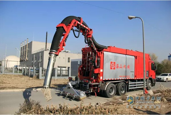 奔馳Actros 3344 6×4環(huán)保挖掘抽吸車(chē)
