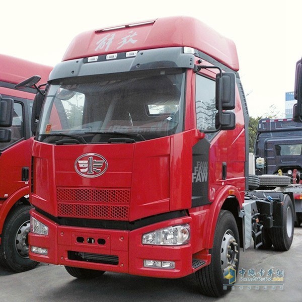 深圳解放J6M牽引車直降2萬元