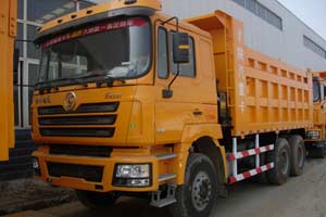 32.6萬(wàn)搶購(gòu)陜西德龍礦用版自卸車(chē)
