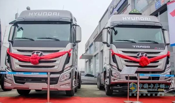 四川現代 創(chuàng)虎 ?；愤\輸車