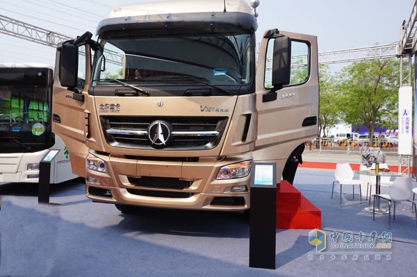 北京車(chē)展北奔重卡V3ET卡車(chē)