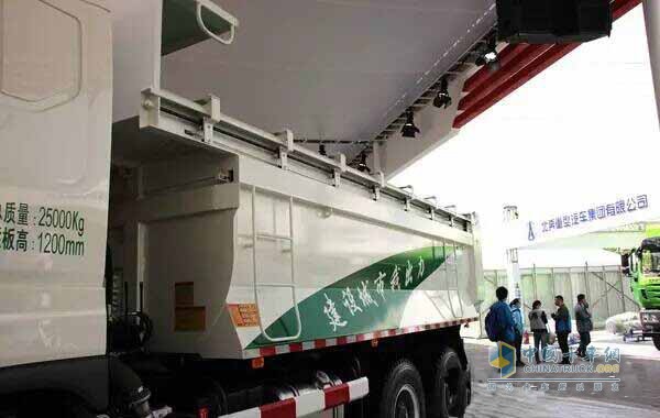柳汽H7渣土車(chē)