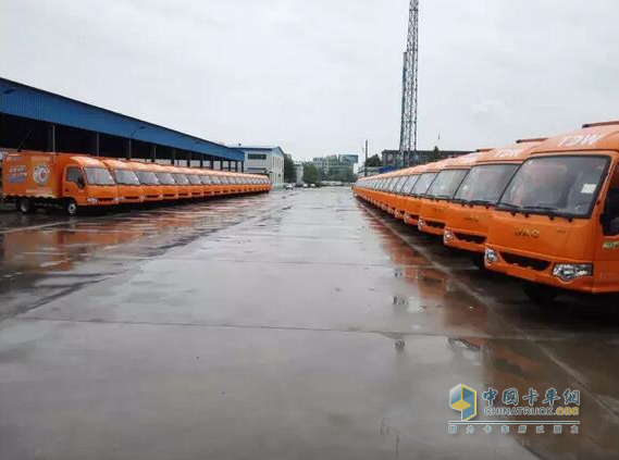 500臺康玲交車儀式現場
