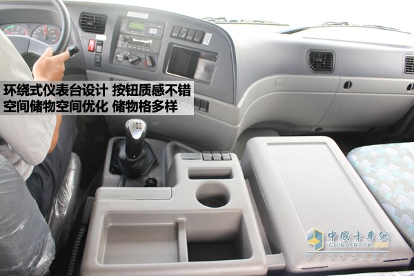 四川現(xiàn)代致道800w牽引車(chē)