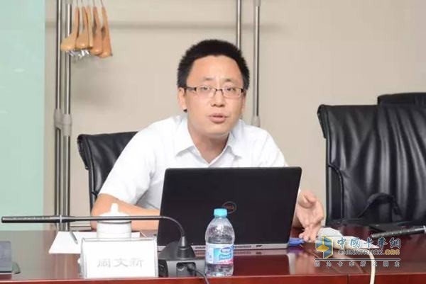 戴姆勒公司客人對法士特創(chuàng)新發(fā)展成績給予高度肯定，并期待雙方更深層次的合作。