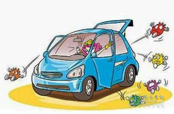 車內(nèi)是一個(gè)相對封閉的空間，也是容易滋生各種病菌的溫床，此時(shí)注重個(gè)人衛(wèi)生和車內(nèi)衛(wèi)生，是杜絕流感病毒的最佳辦法。