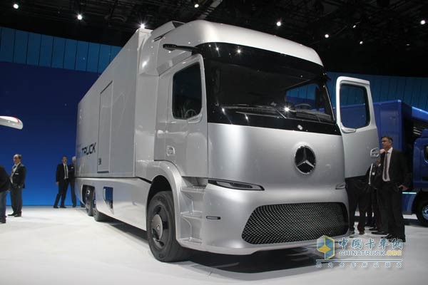 零排放、低噪音可實(shí)現(xiàn)載重行駛200公里的Urban eTruck
