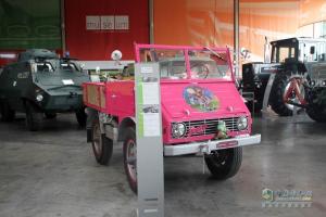 奔馳卡車德國行：探訪時光寶盒奔馳烏尼莫克博物館