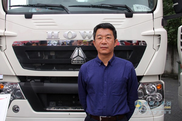 節(jié)油賽不光要證明我們的6×2牽引車優(yōu)秀，我們的4×2快遞運輸車同樣出色”中國重汽銷售部黨委副書記高增東告訴卡車網(wǎng)記者。