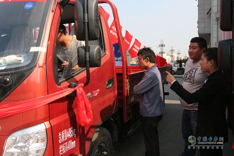 奧鈴大篷車來到上海 與年會(huì)一起共贏用戶