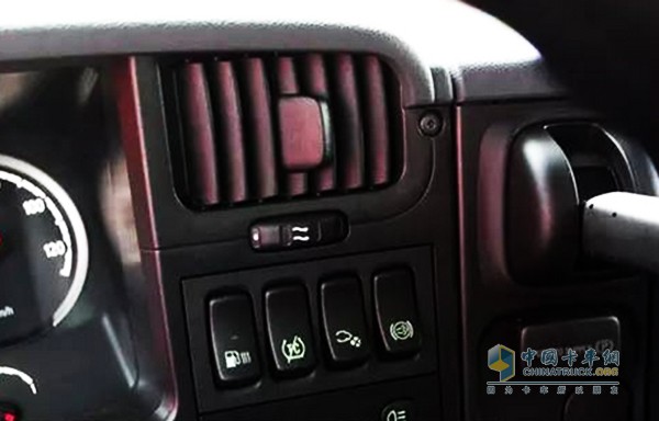 車內(nèi)空調(diào)如何使用？