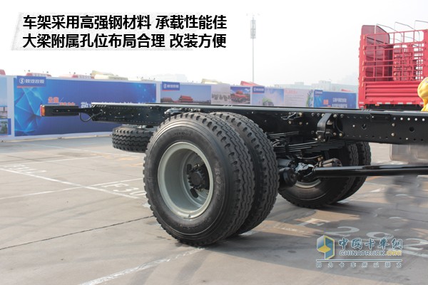 陜汽重卡德龍L3000載貨車(chē)