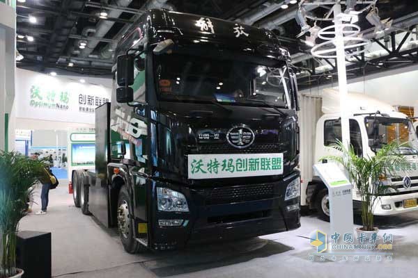 JH6純電動(dòng)牽引車
