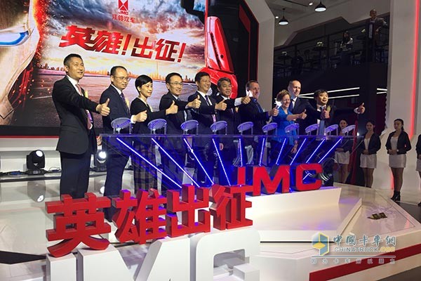 英雄，出征