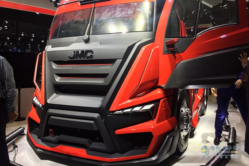 上海車展，江鈴汽車英雄出征