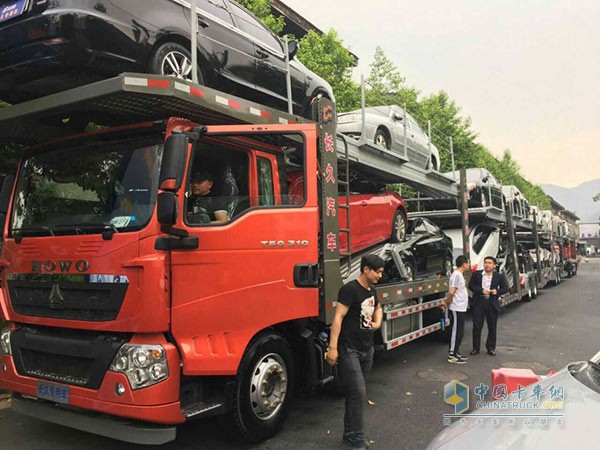 長久中置軸車輛運輸車