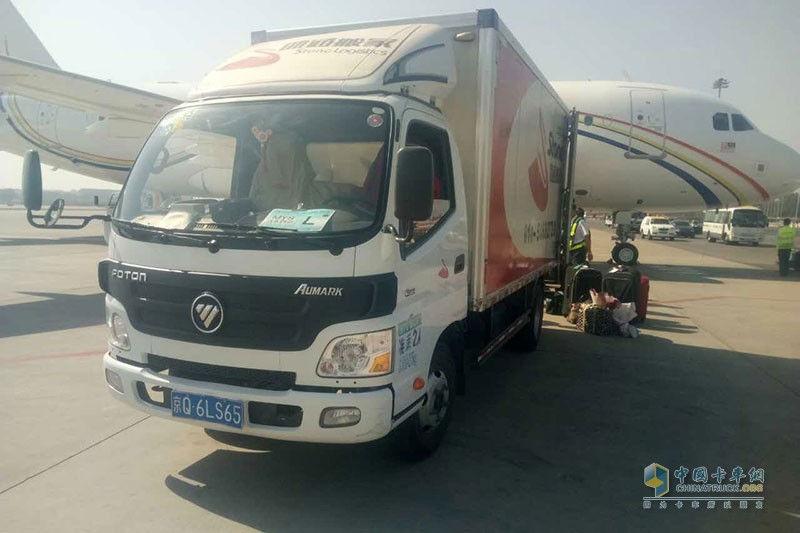 歐馬可圓滿完成一帶一路運輸保障任務(wù)