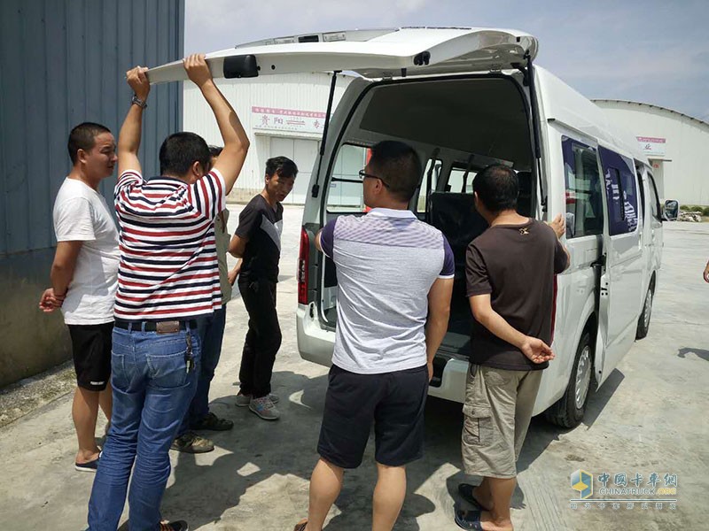 福田奧鈴&圖雅諾大篷車活動走進(jìn)貴州