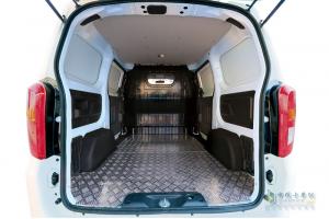 比亞迪 T3 4×2 貨箱4460mm純電動箱式貨運(yùn)車