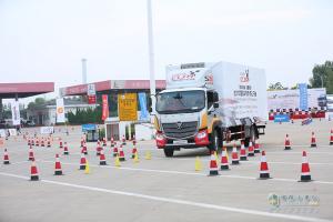 2017中國(guó)高效物流卡車(chē)公開(kāi)賽(河南站）歐馬可表現(xiàn)亮眼