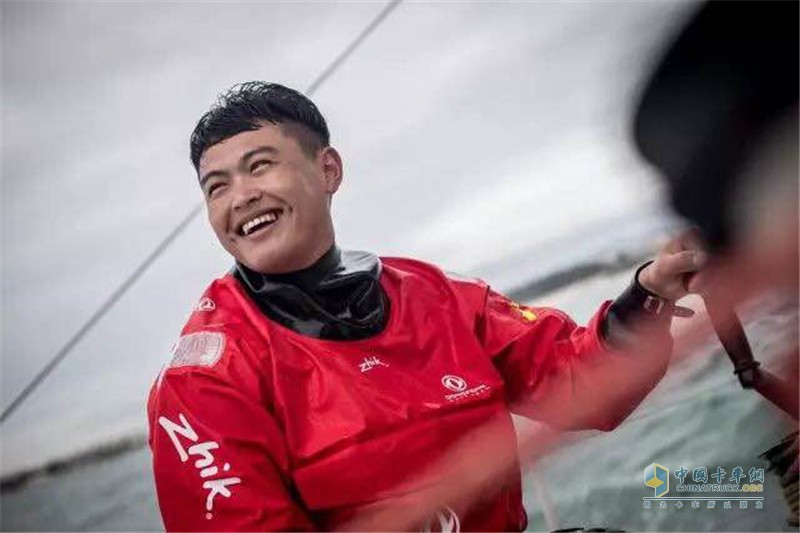 揚帆！起航！東風(fēng)號踏上賽程，東風(fēng)隊加油！