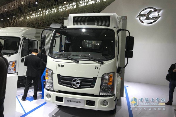 東風(fēng)華神純電動冷藏車