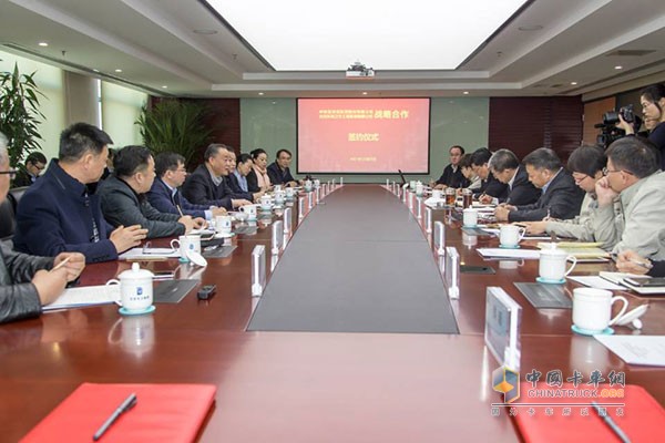中國(guó)葛洲壩集團(tuán)與北京環(huán)衛(wèi)集團(tuán)合作簽約儀式在京舉行