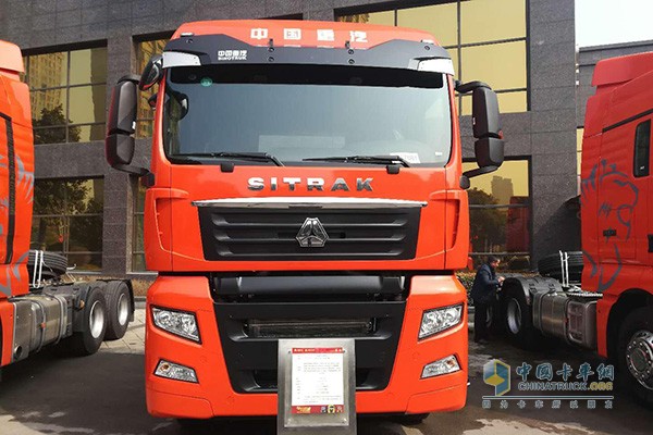中國(guó)重汽商用車汕德卡車型