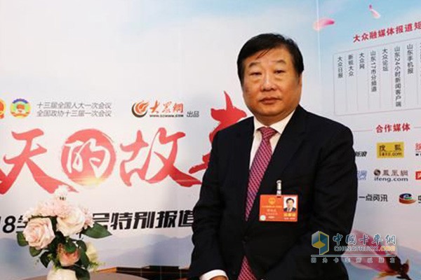 山東重工集團(tuán)有限公司董事長(zhǎng)、濰柴控股集團(tuán)有限公司董事長(zhǎng)、山東省交通工業(yè)集團(tuán)控股有限公司董事長(zhǎng)譚旭光