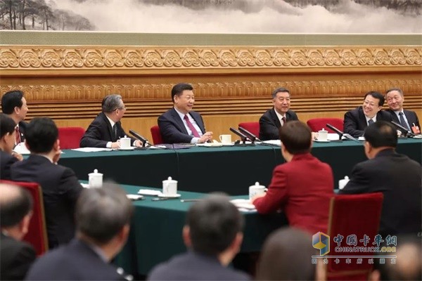 中共中央總書記、國家主席、中央軍委主席習(xí)近平參加山東代表團(tuán)的審議