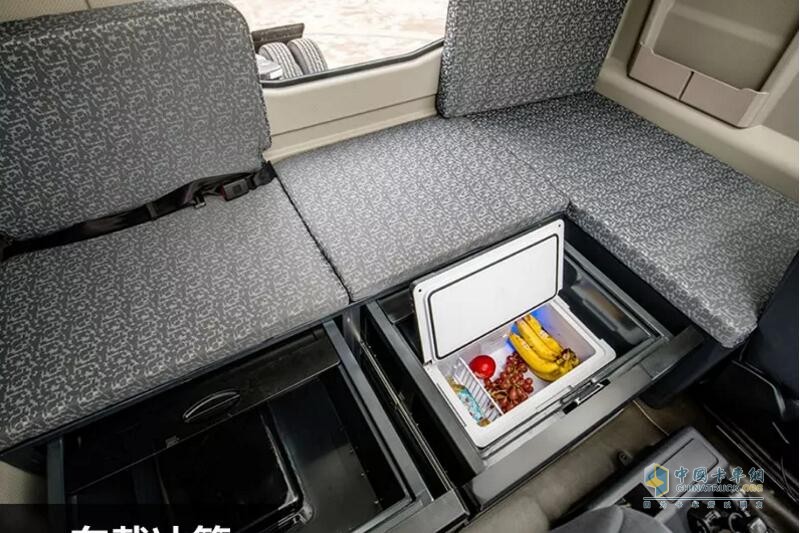 三一重工 6×4 500馬力 牽引車 超大空間，房車般駕駛體驗
