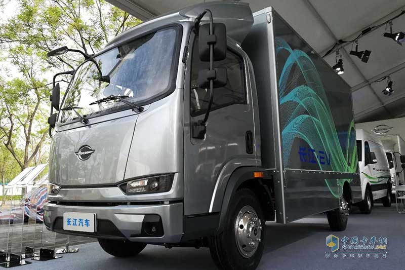 2018第十五屆北京車展第一天，商用車四大展臺精彩好車