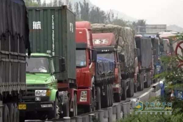 調(diào)整心態(tài)理性駕駛