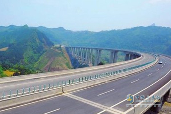 重慶欲建25個(gè)高速公路項(xiàng)目總里程1398公里，總投資約2400億元