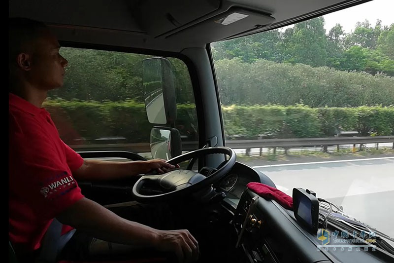 廣汽日野“英雄油你締造”轎運車節(jié)油大賽武漢站開賽！