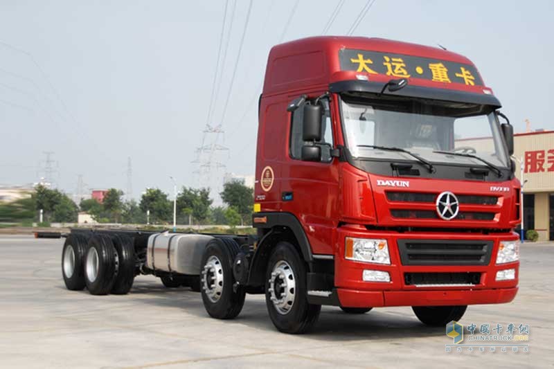 大運(yùn)重卡 新N8E 8×4 載貨車(chē)底盤(pán)