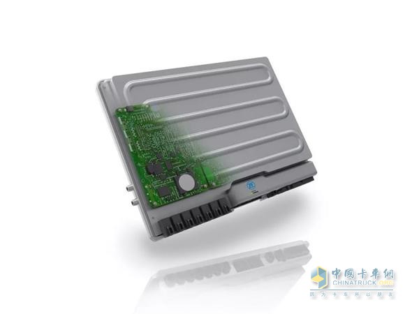 　采埃孚(ZF)與英偉達(dá)(NVIDIA)合作共同開發(fā)全新的人工智能系統(tǒng)——ProAI，將應(yīng)用在乘用車以及商用車的自動(dòng)化駕駛領(lǐng)域