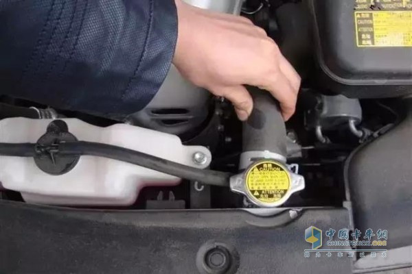 車輛散熱器