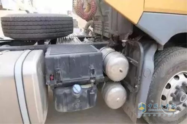 卡車油箱