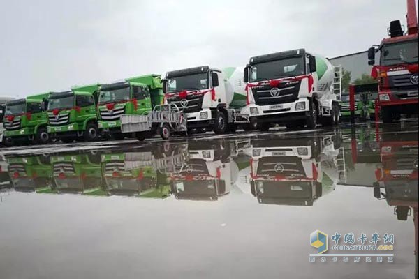 自卸車、特種車、罐式車