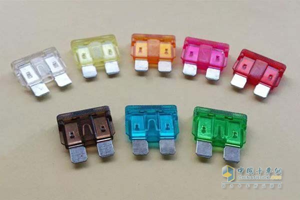 插片式保險絲