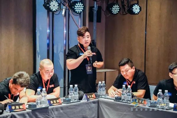 用青春鑄就夢想的卡友團(tuán)團(tuán)長、ISZ代言人海宗鵬